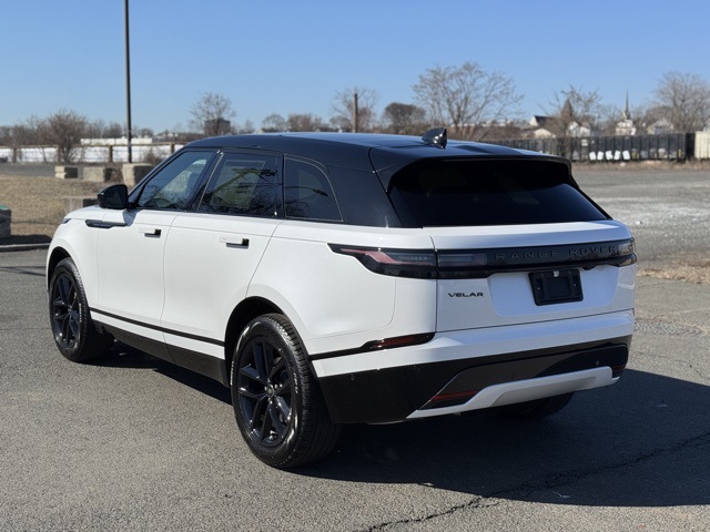 2026 Land Rover Range Rover Velar SE photo 2