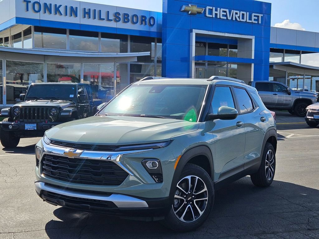 2026 Chevrolet Trailblazer LT photo 2