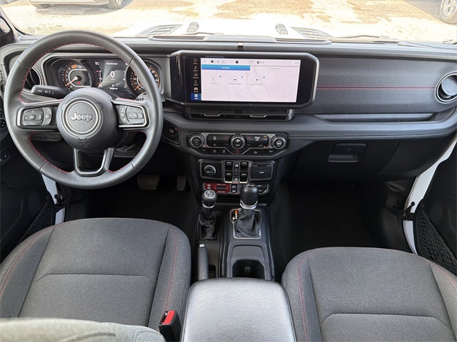 2024 Jeep Wrangler Rubicon photo 3