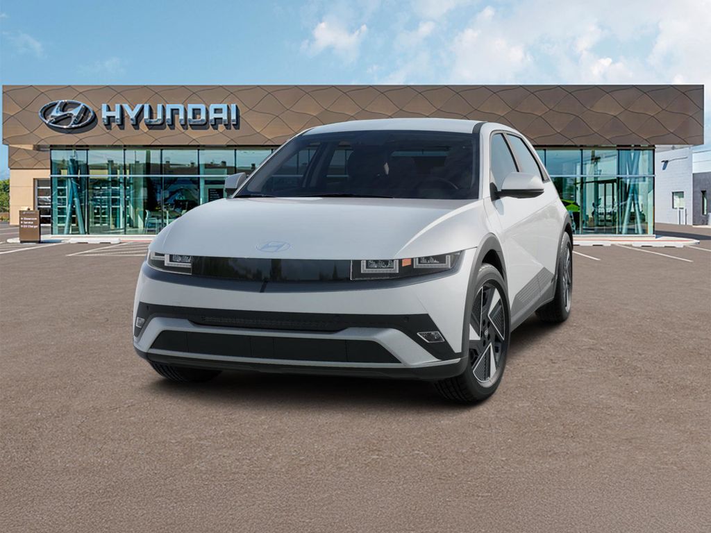2025 Hyundai Ioniq 5 SE Standard Range photo 3