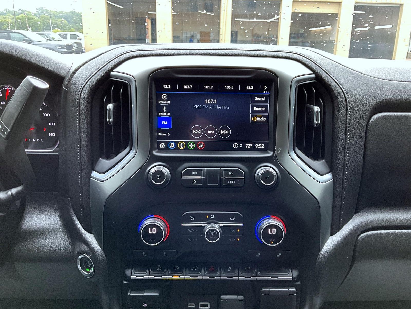 2021 Chevrolet Silverado 1500 RST photo 14