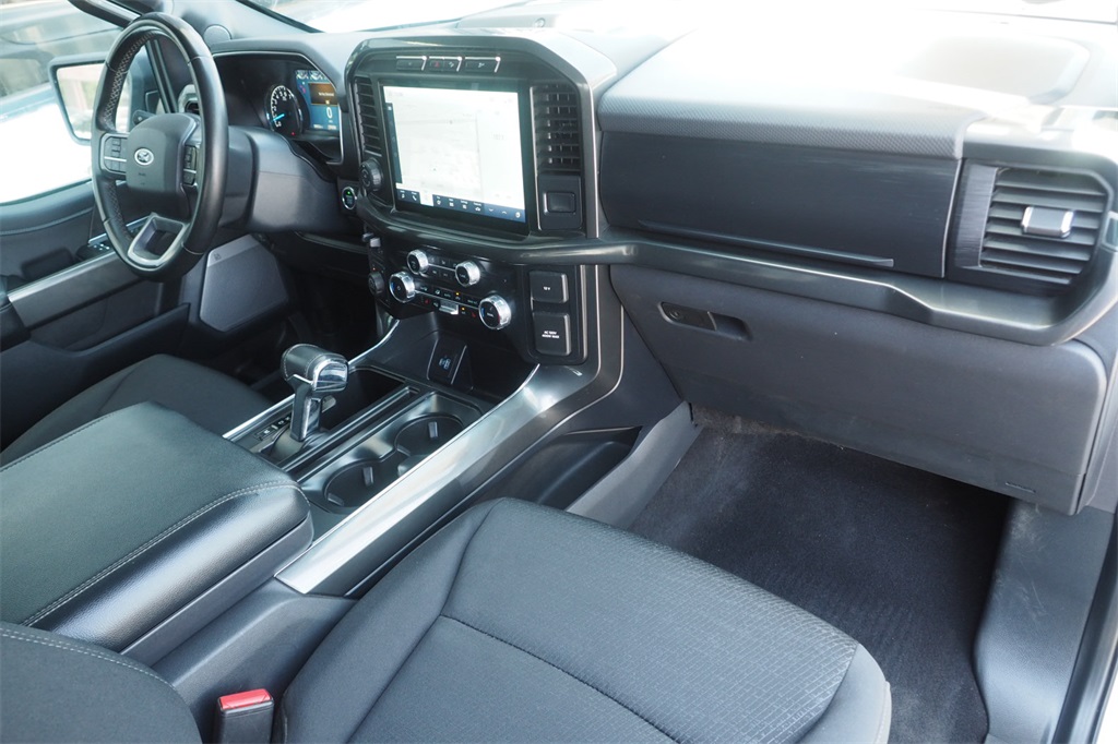 2023 Ford F-150 XLT photo 25