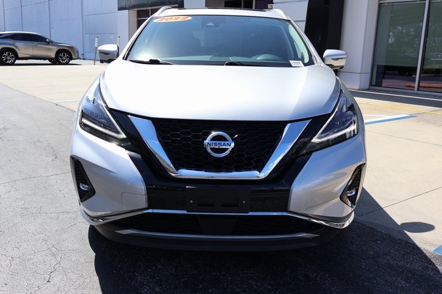 2022 Nissan Murano Platinum photo 2