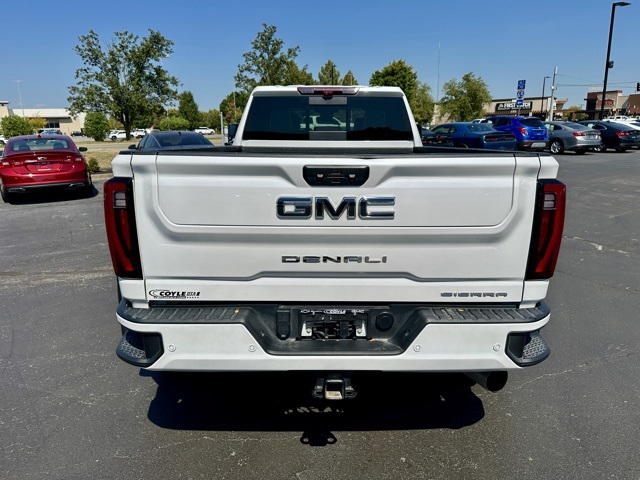 2024 Gmc Sierra HD Denali Ultimate photo 4