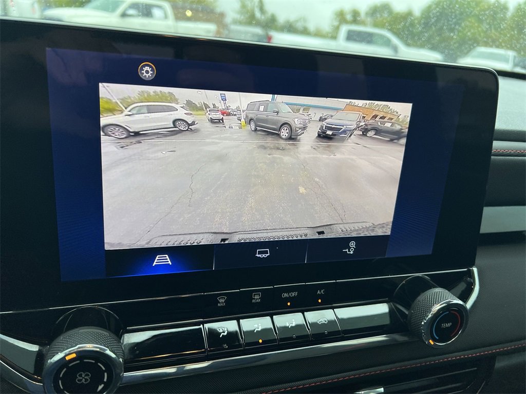 2023 Chevrolet Colorado Z71 photo 13