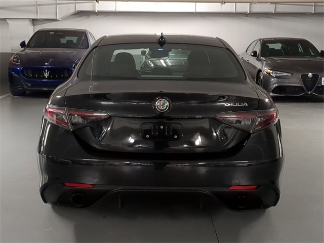 2025 Alfa Romeo Giulia Base photo 6