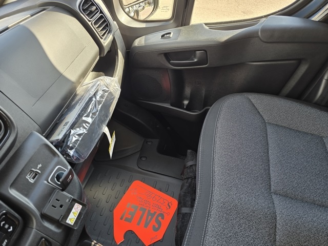 2025 Ram ProMaster 2500 Base photo 16