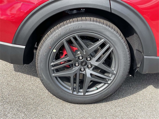 2025 Ford Explorer ST-Line photo 3