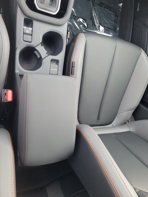 2025 Subaru Forester Sport photo 17