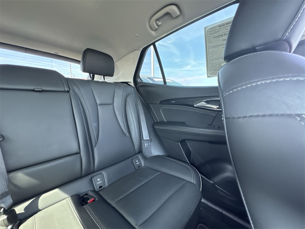 2023 Buick Envision Essence photo 14
