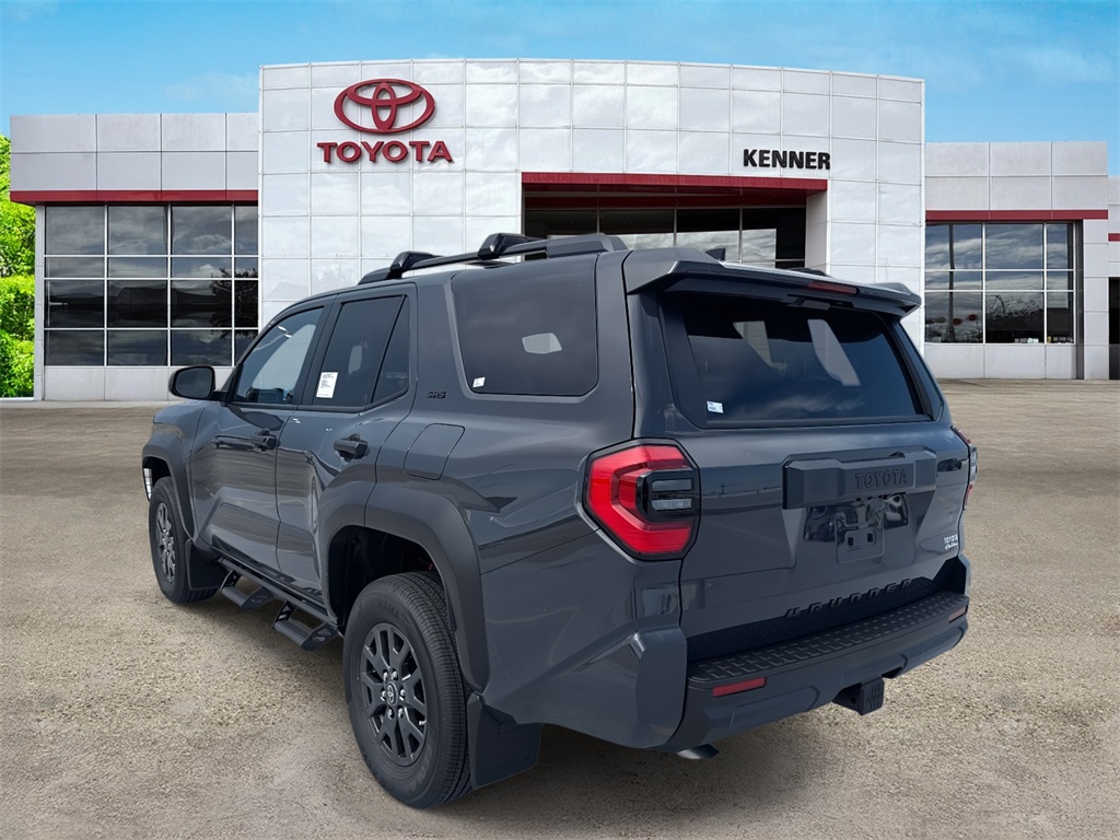 2025 Toyota 4Runner SR5 photo 4