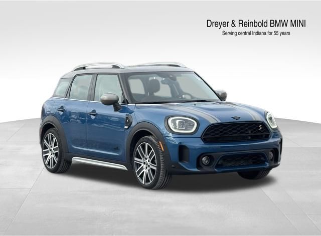 2023 MINI Countryman S's photo