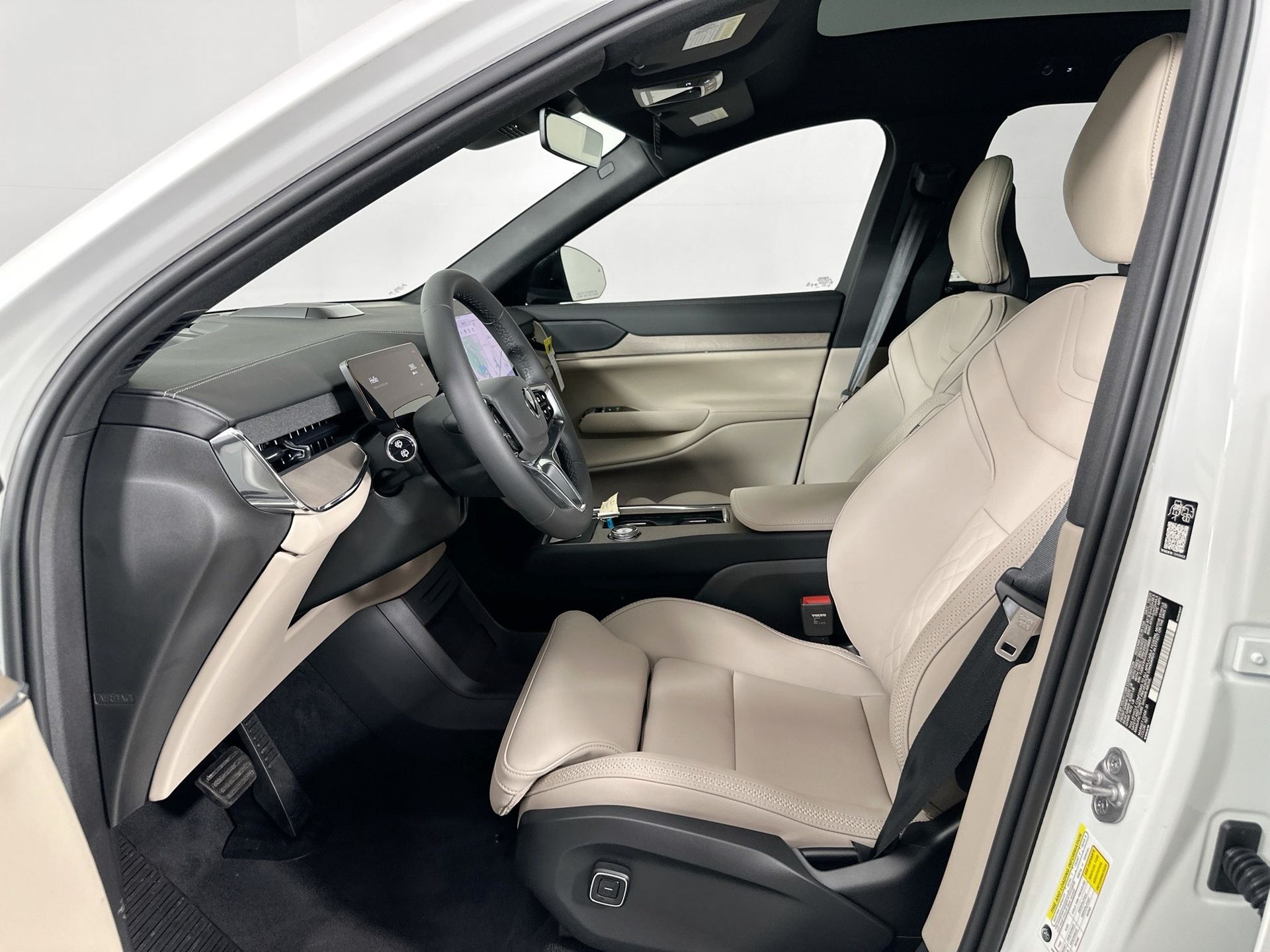 2025 Volvo EX90 Twin Motor Ultra photo 19