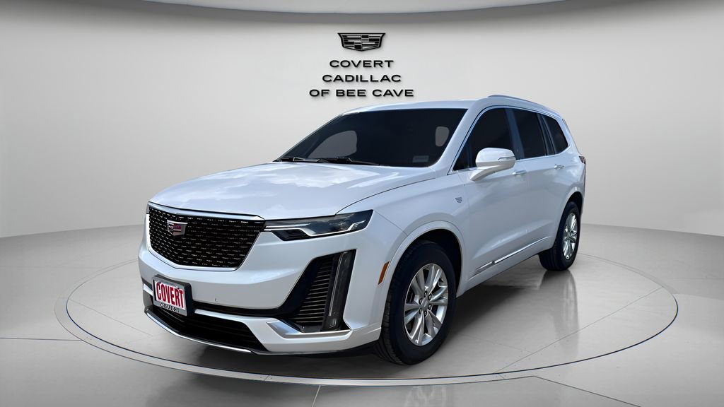 2025 Cadillac XT6 Luxury photo 3