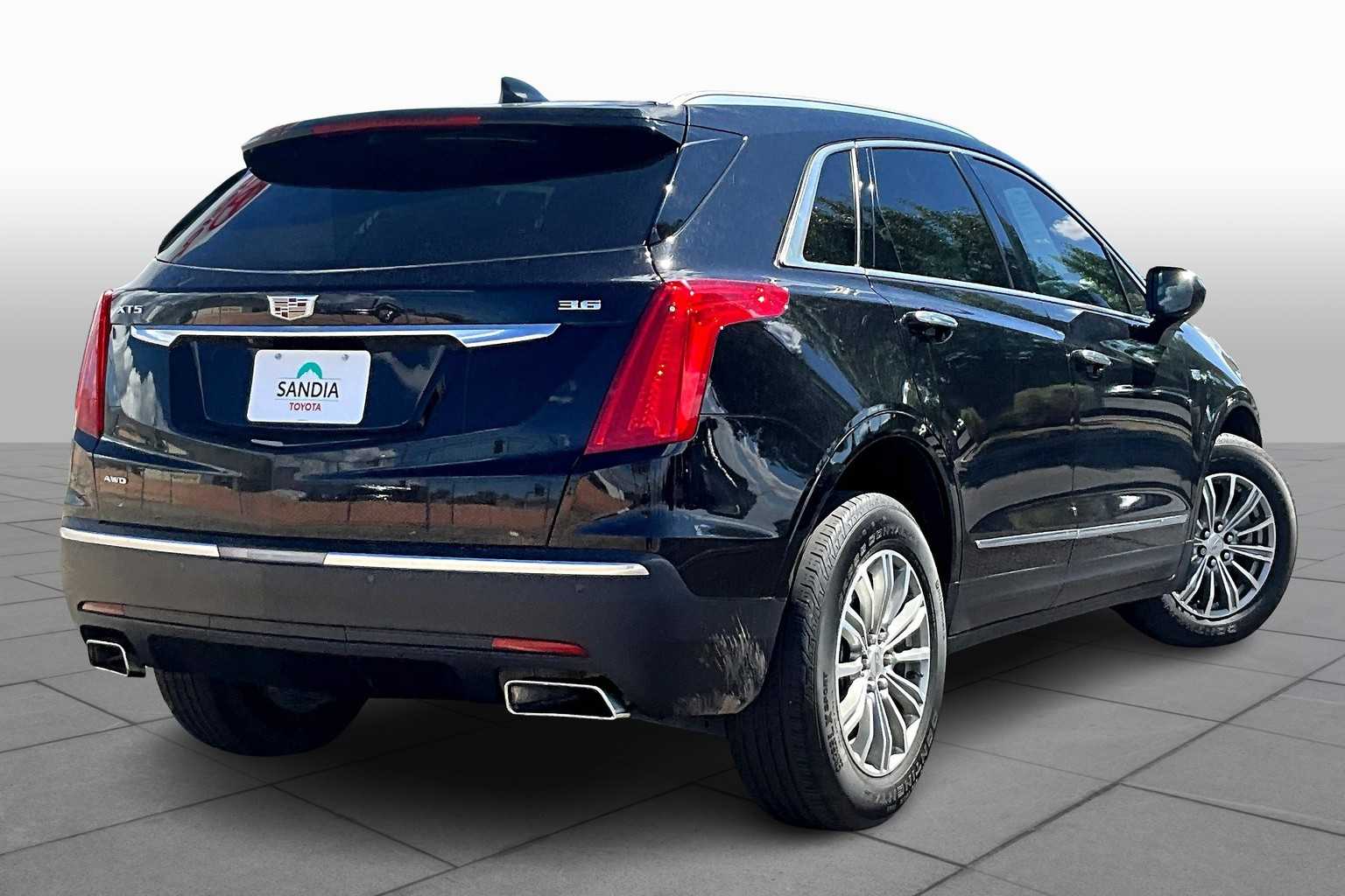2019 Cadillac XT5 Luxury photo 11