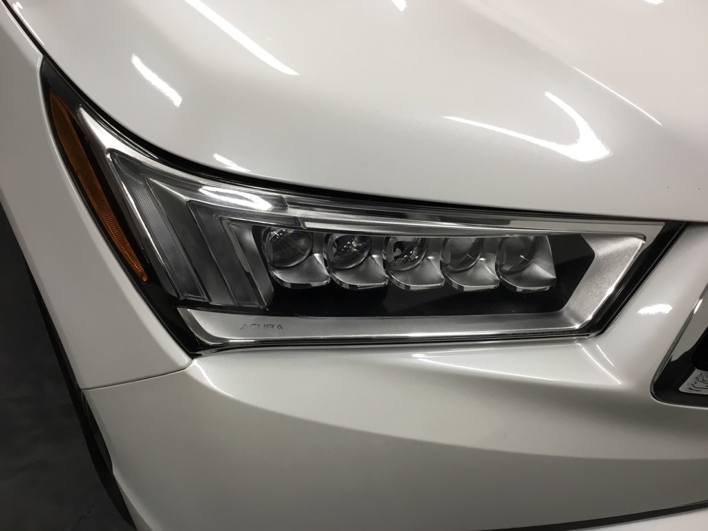 2020 Acura MDX SH-AWD photo 18