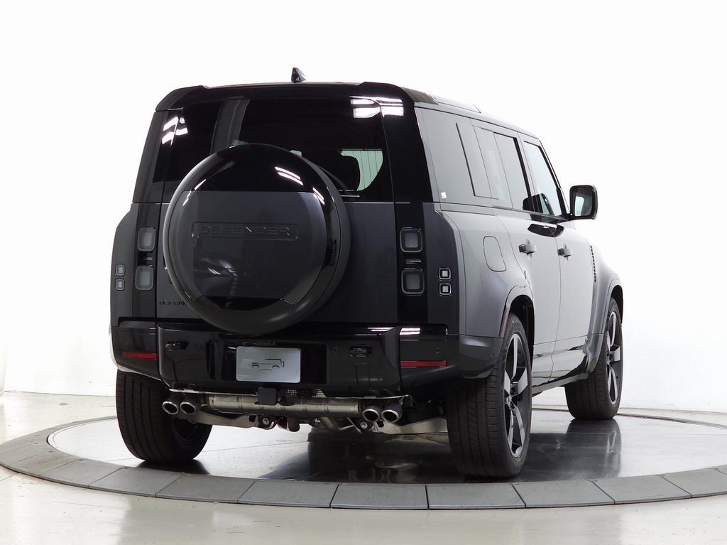2026 LAND ROVER DEFENDER - Image 4