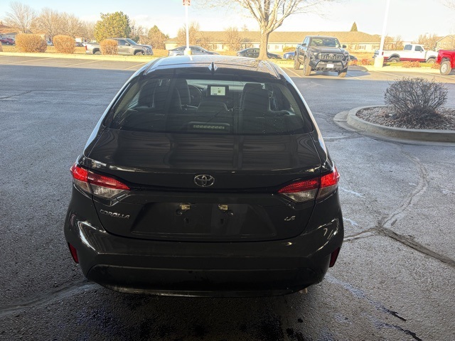 2023 Toyota Corolla LE photo 4