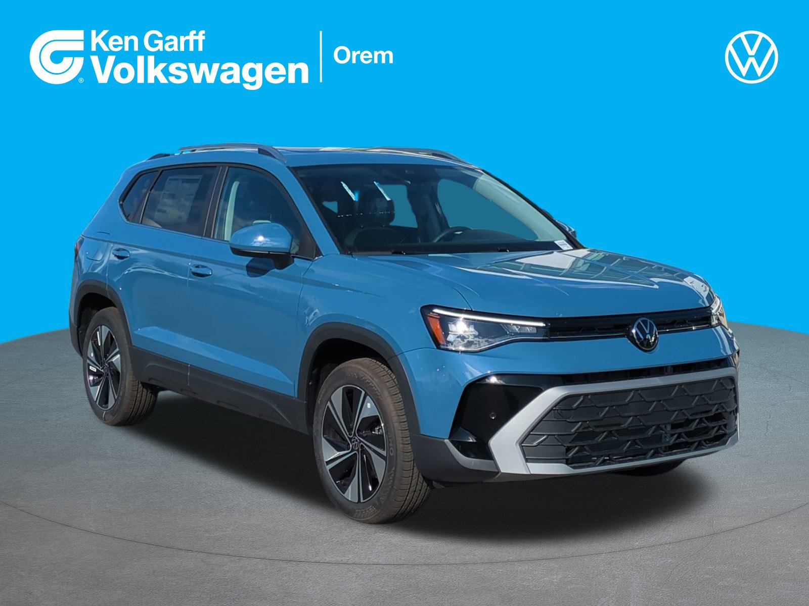 2025 Volkswagen Taos SE's photo