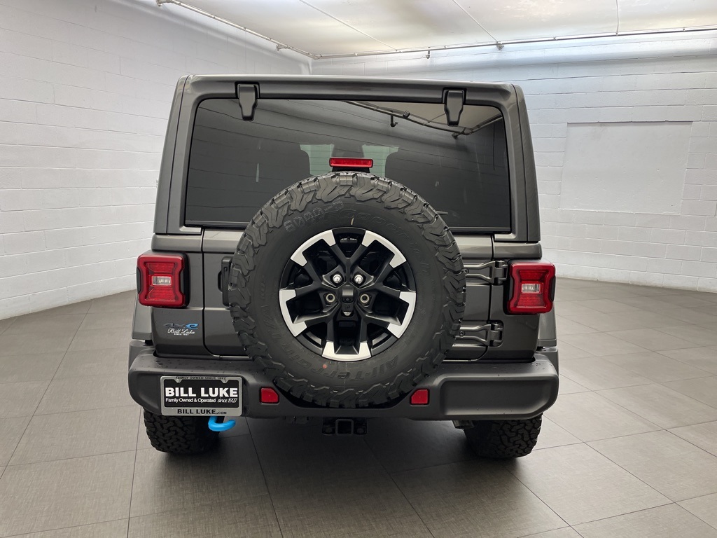 2025 Jeep Wrangler Rubicon 4xe photo 2