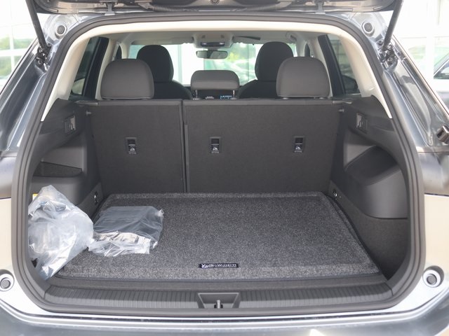2025 Volkswagen Tiguan S photo 26