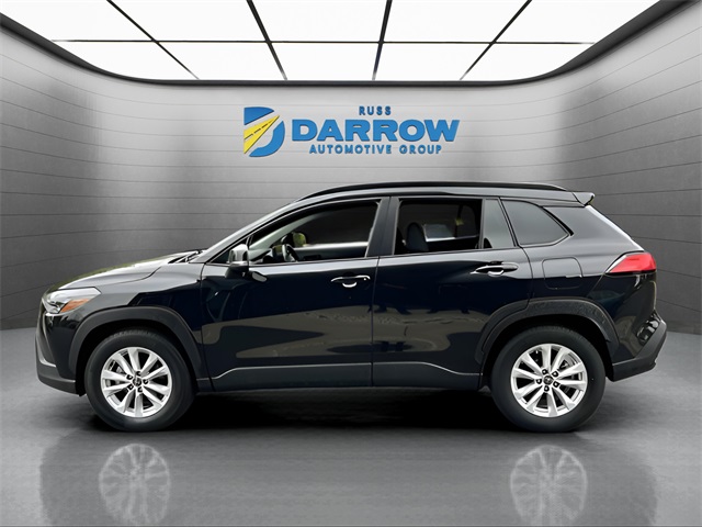 2024 Toyota Corolla Cross LE photo 2