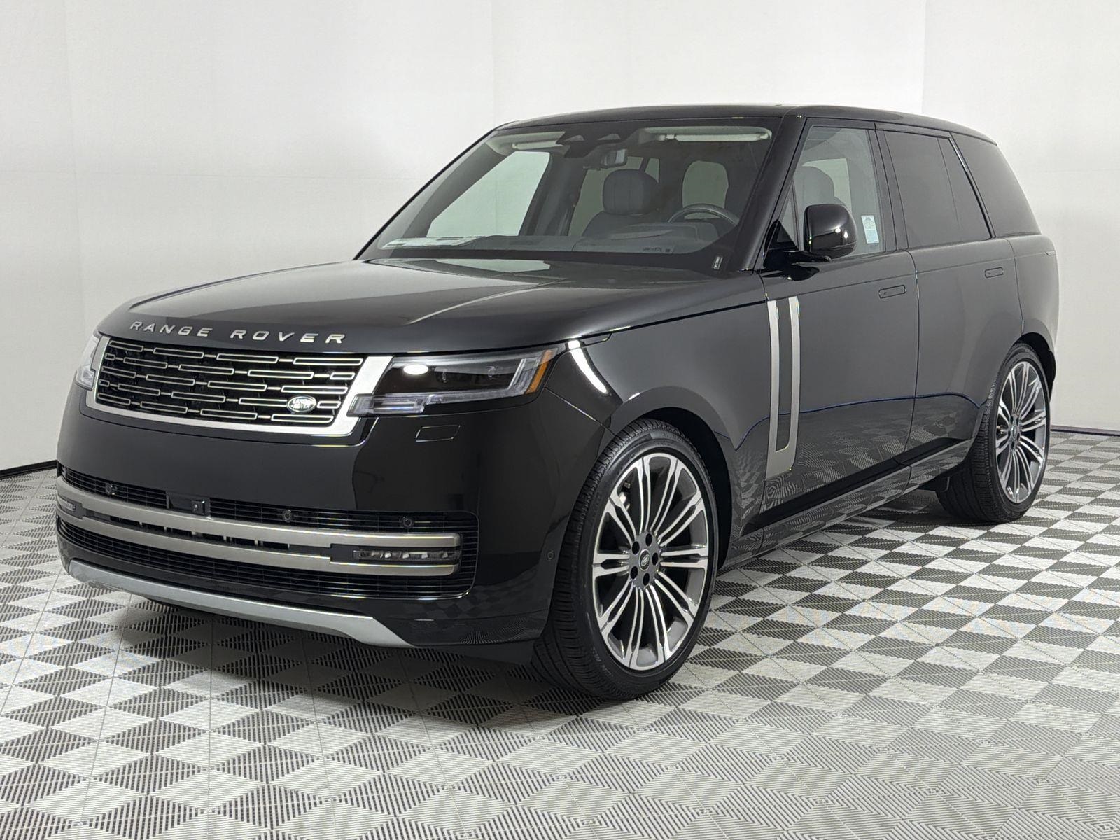 2025 Land Rover Range Rover SE's photo