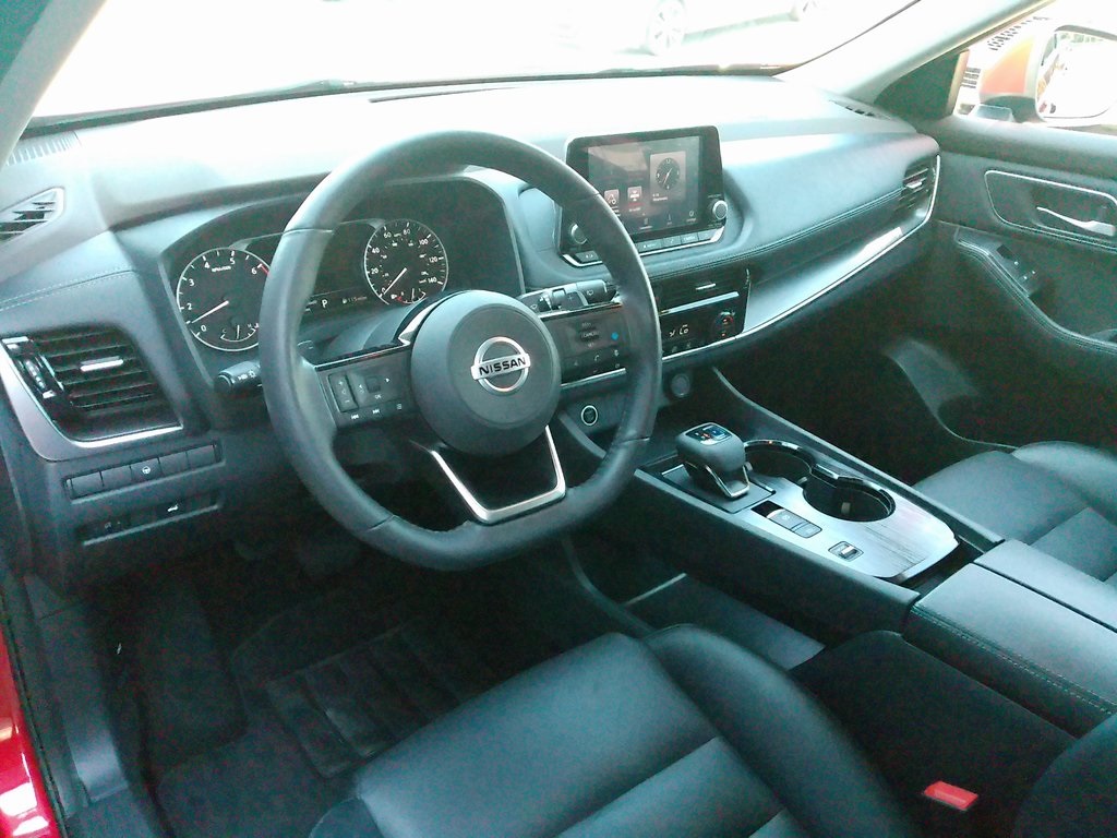 2021 Nissan Rogue SV photo 10