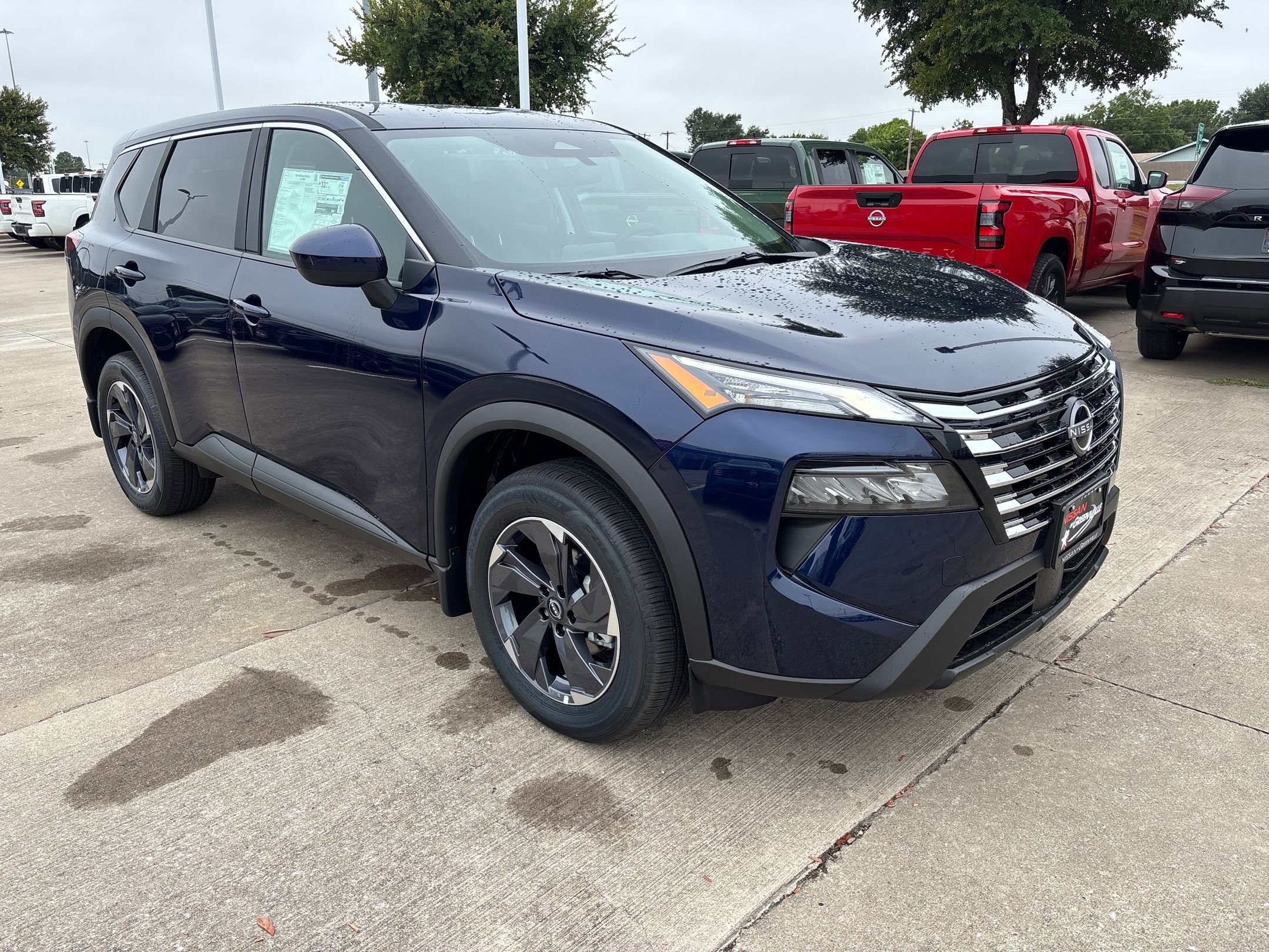 2026 Nissan Rogue SV photo 3