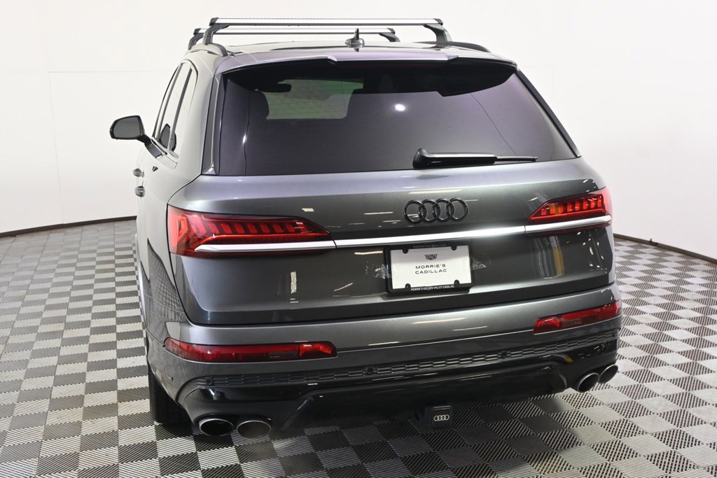 2021 Audi SQ7 Prestige photo 4