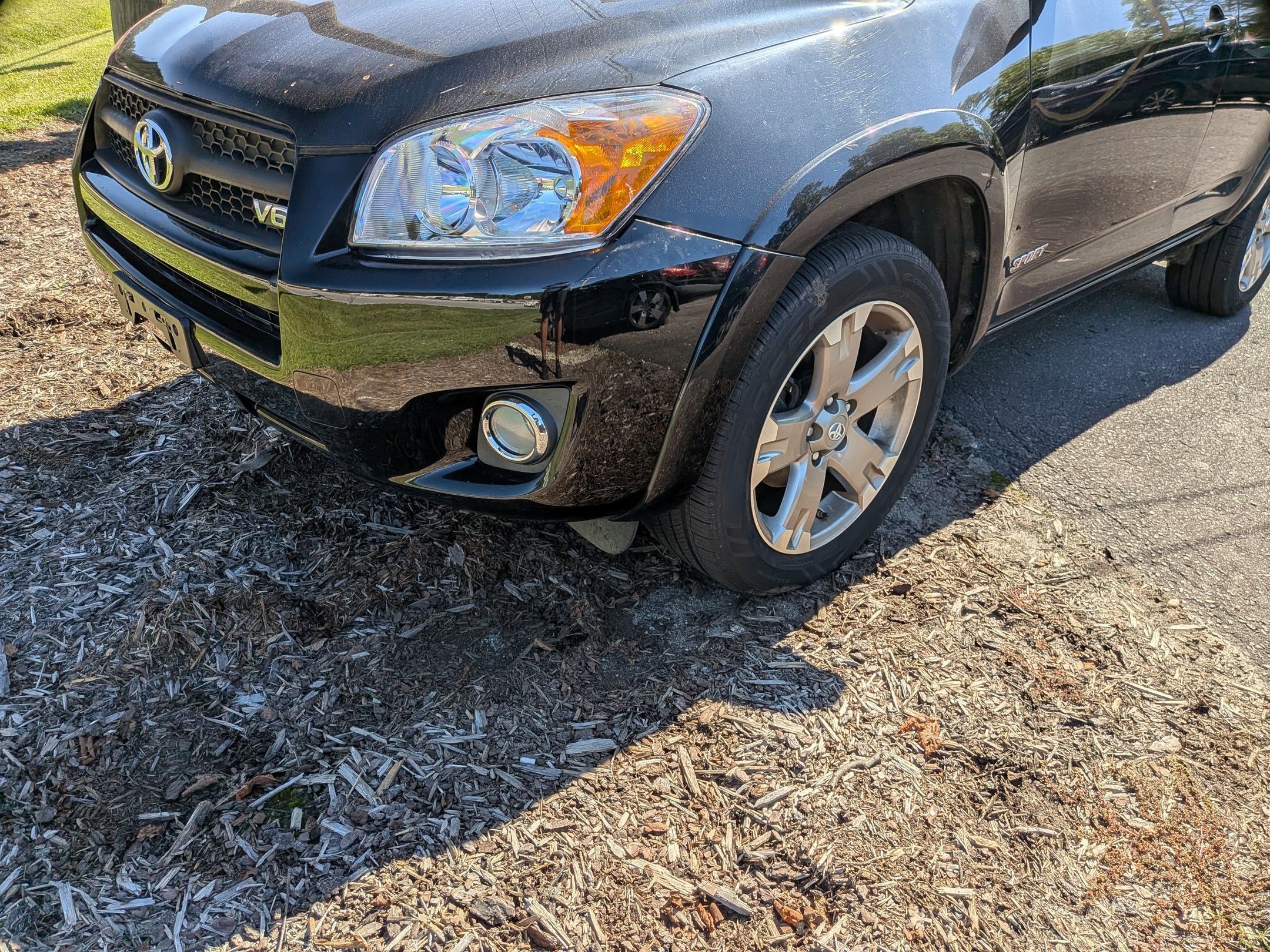 2010 Toyota RAV4 Sport photo 9