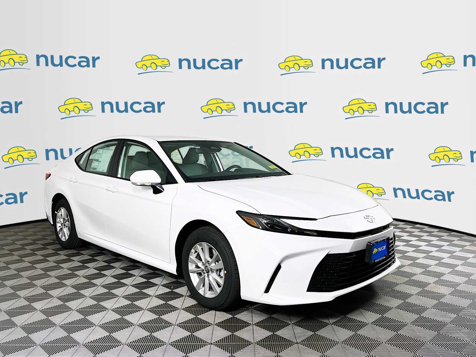 2026 Toyota Camry LE's photo