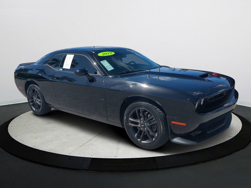2019 Dodge Challenger GT AWD photo 2