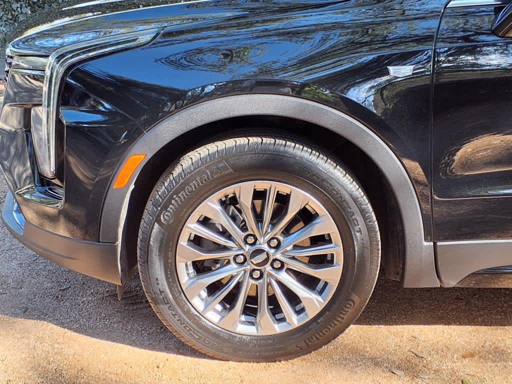 2024 Cadillac XT4 Premium Luxury photo 5