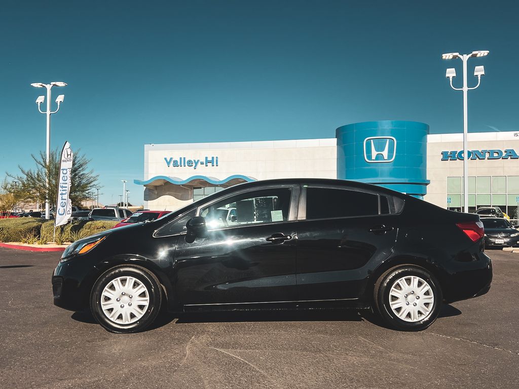 2014 Kia Rio LX photo 3