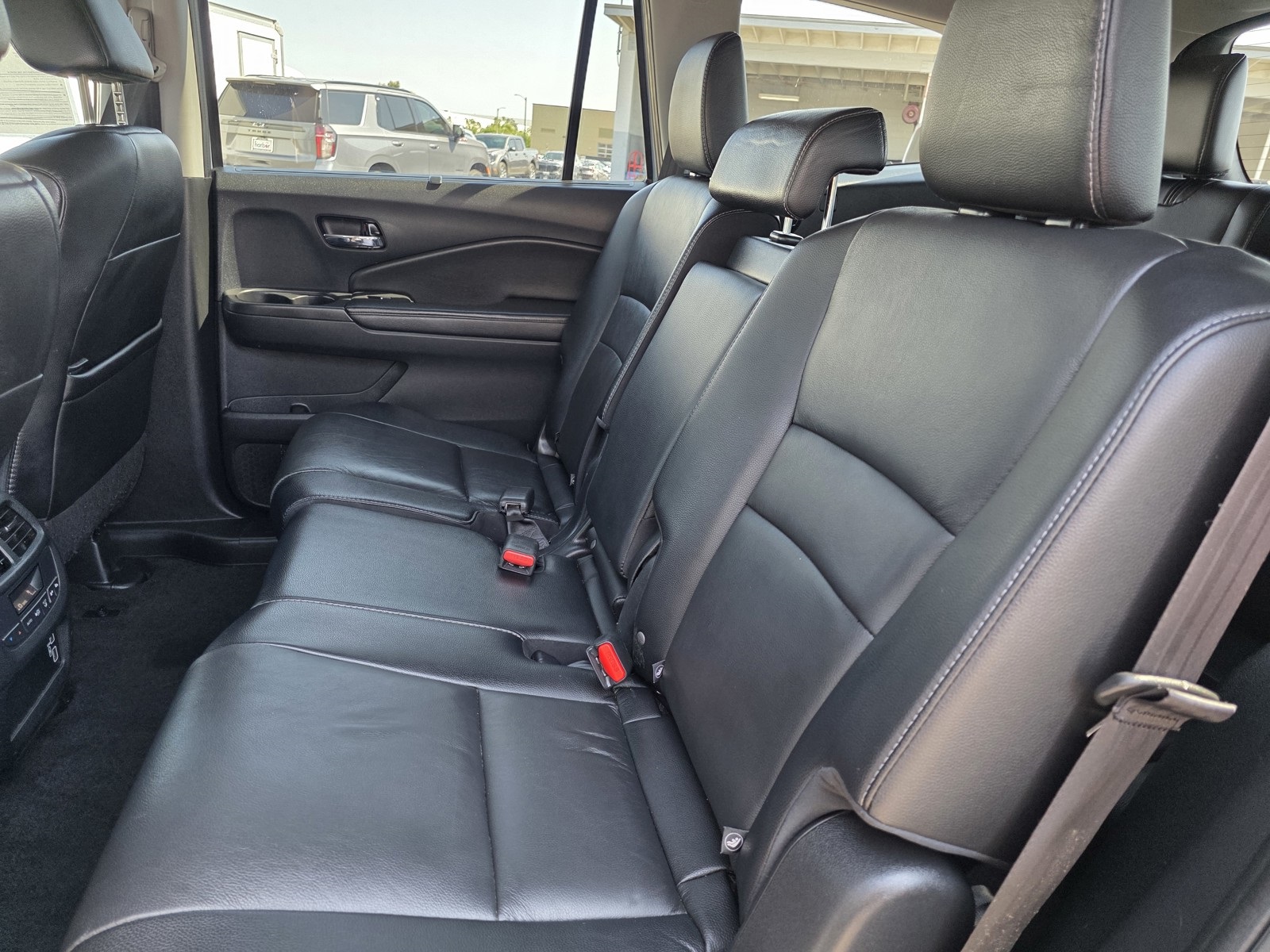 2022 Honda Pilot Special Edition photo 14
