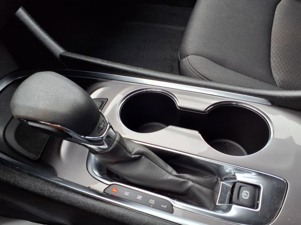 2025 Chevrolet Malibu 1LT photo 13