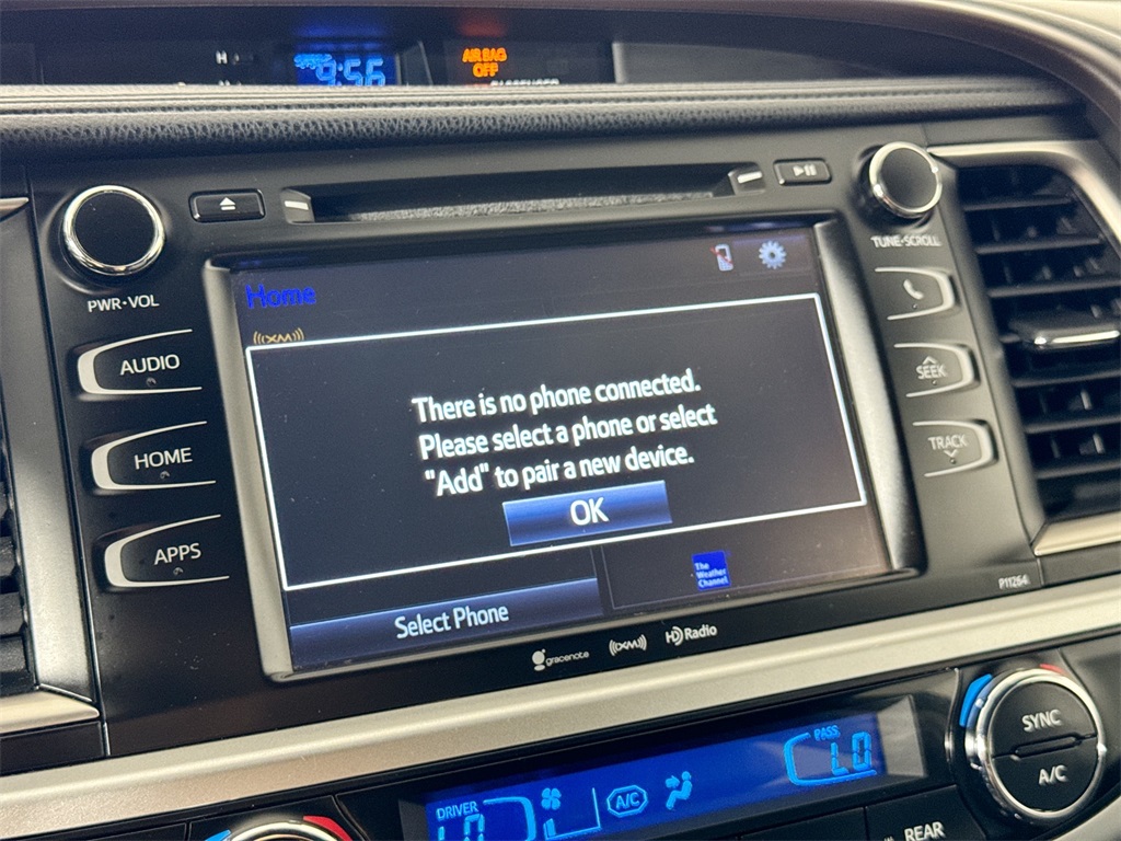 2016 Toyota Highlander LE Plus photo 31