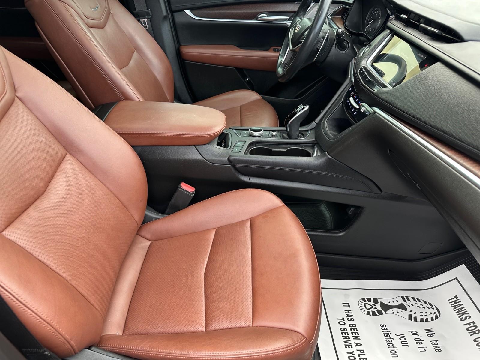 2021 Cadillac XT5 Sport photo 10