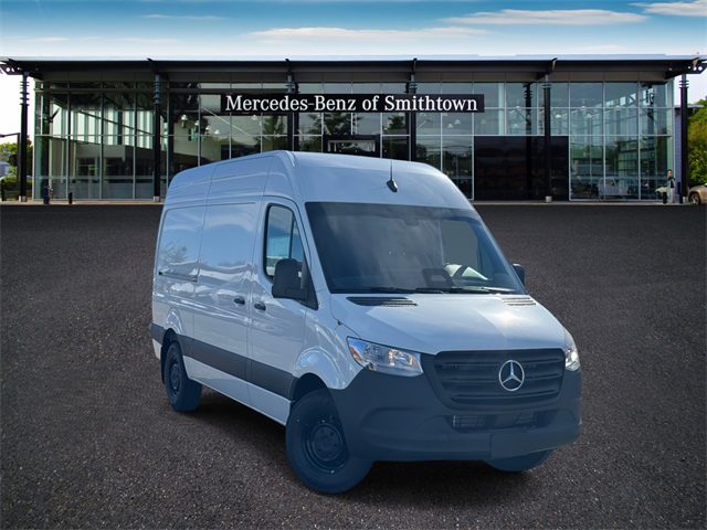 2026 Mercedes-Benz Sprinter Cargo Van Base's photo