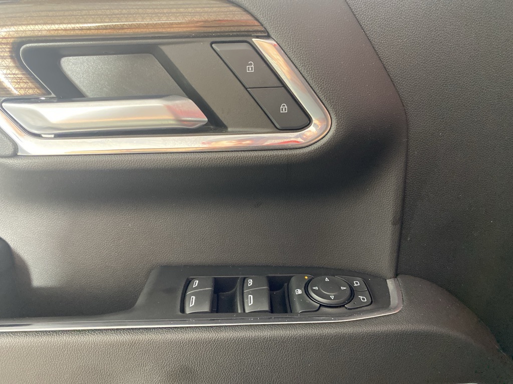 2023 Chevrolet Silverado 1500 RST photo 14