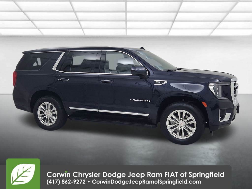 2024 GMC Yukon SLT's photo