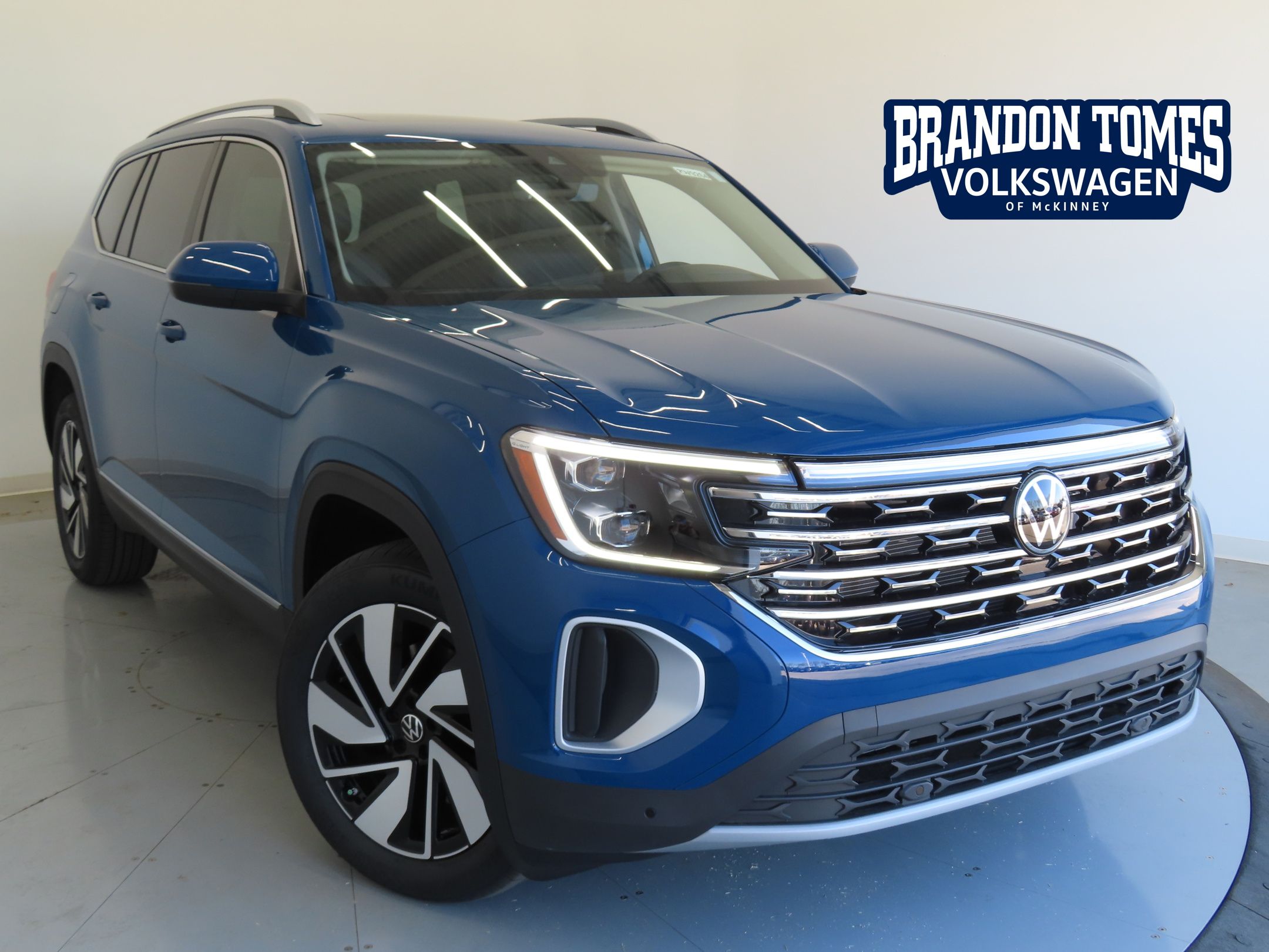 2025 Volkswagen Atlas SEL's photo