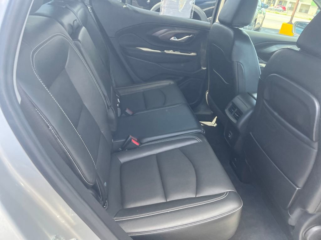 2022 Gmc Terrain SLT photo 24