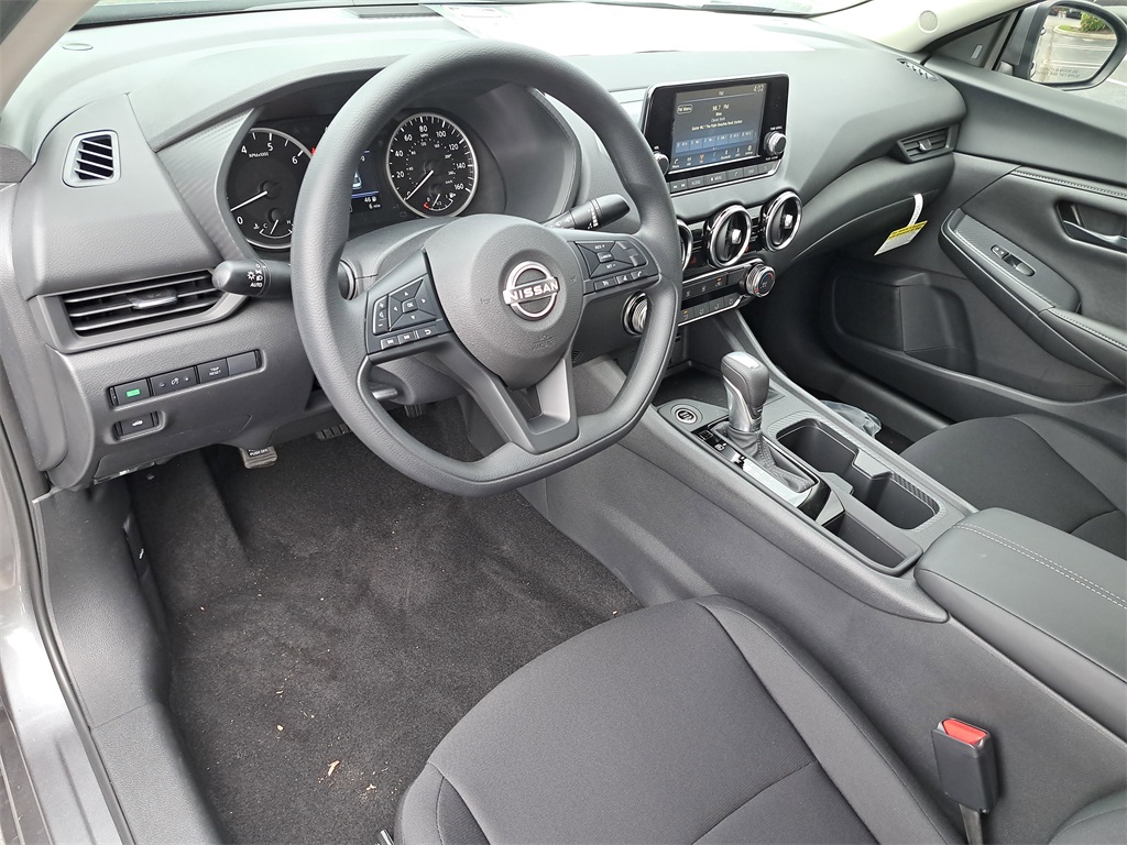 2025 Nissan Sentra S photo 18