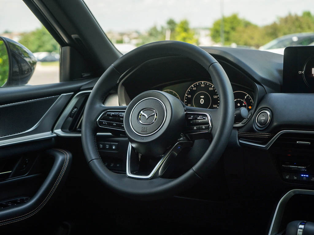 2025 Mazda CX-70 Plug-in Hybrid Premium Plus photo 11