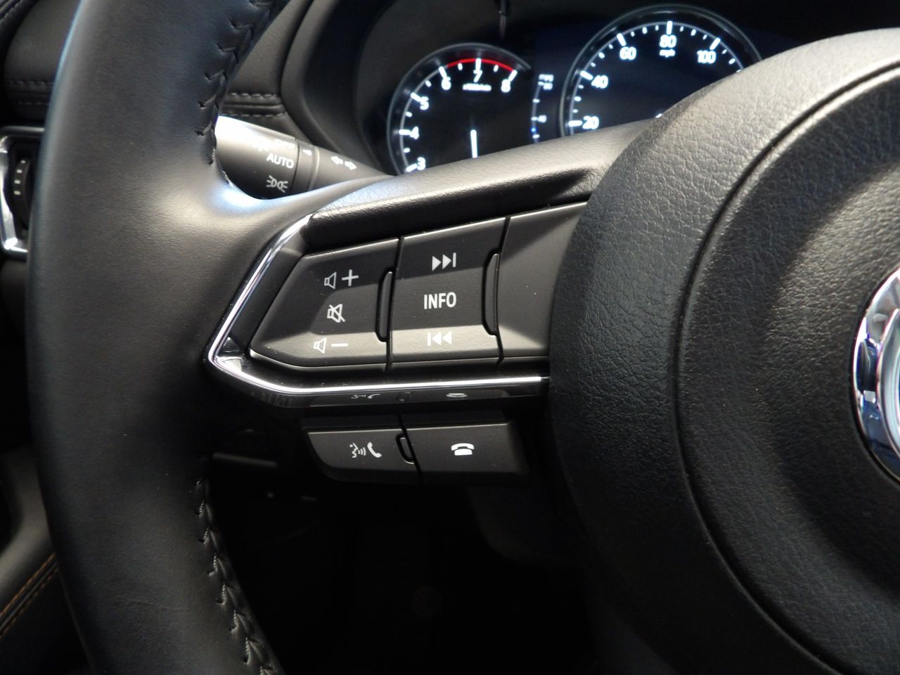 2022 Mazda CX-5 2.5 Premium Plus photo 28