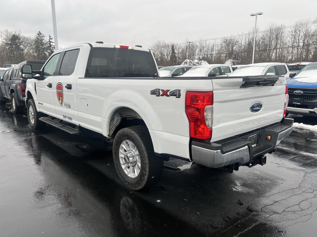 2022 Ford F-350 XL photo 3