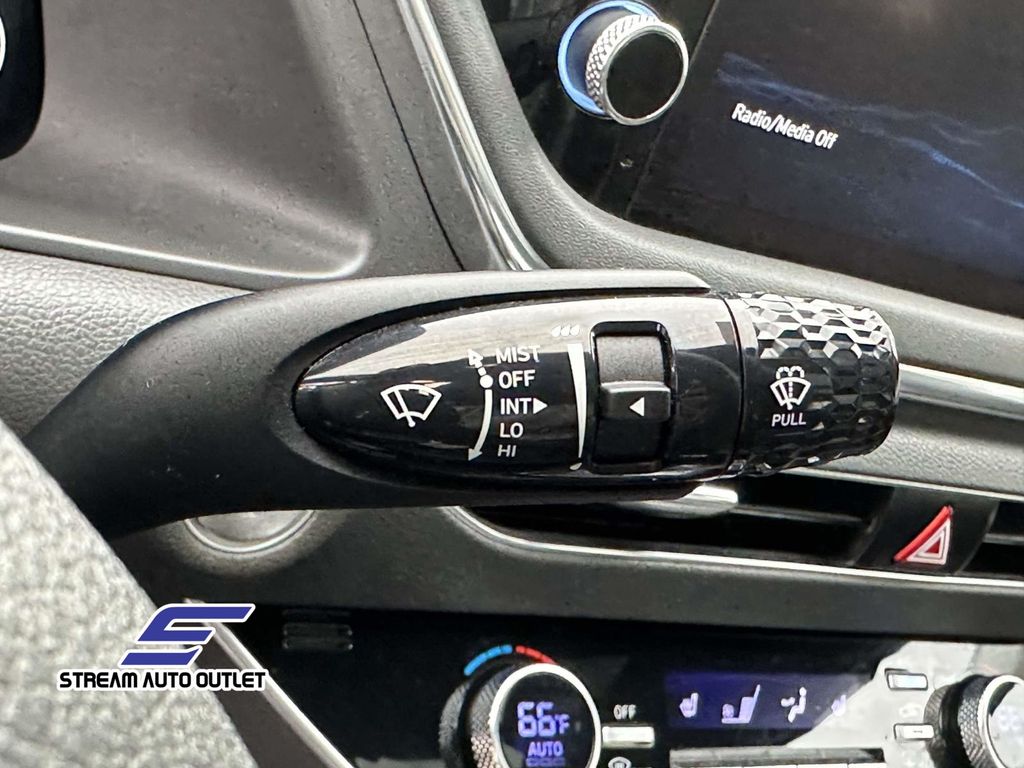 2022 Hyundai Sonata SEL Plus photo 21