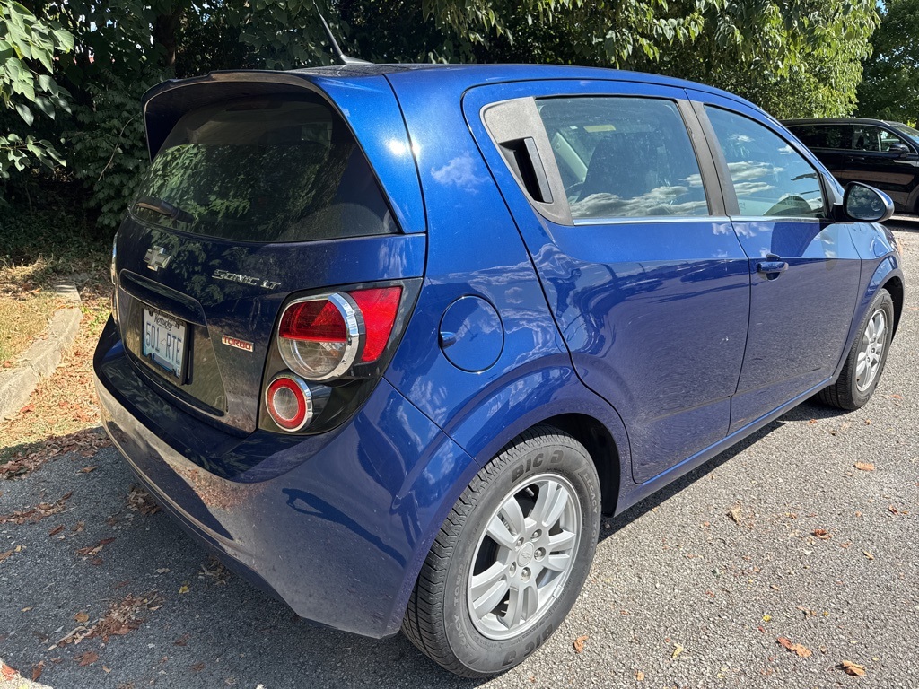 2014 Chevrolet Sonic LT photo 3